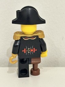 Rare PIRATE boat Captain Brickbeard Minifigure Pirates 6243 pi116 Genuine LEGO