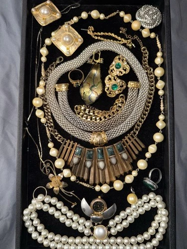 Vintage Costume Jewelry Set Name Brand, Multiple Items