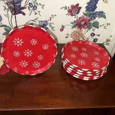 Temptations by Tara Presentable Plates Set Of 6 Snowflake Ceramic Plates Red & W