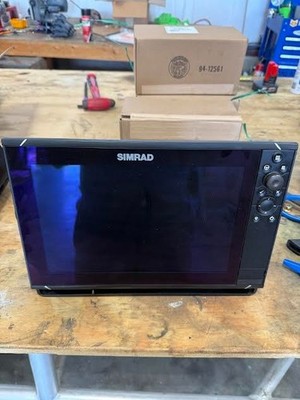 SIMRAD NSS12 EVO3 12'' MFD DISPLAY