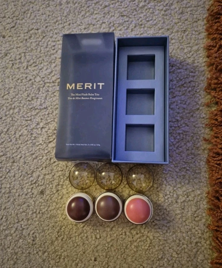 MERIT THE MINI FLUSH БАЛЬЗАМ ТРИО ОГРАНИЧЕННЫЙ ВЫПУСК ПРАЗДНИК 2025 - Изображение 2 из 4