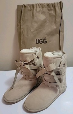 UGG Australian Sheepskin Roxy Nomad Super Plush Boots Size 9 Women's w/ Dust Bag