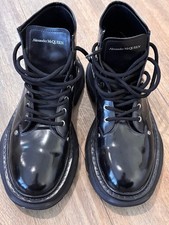 Alexander McQueen black patent leather Tread ...