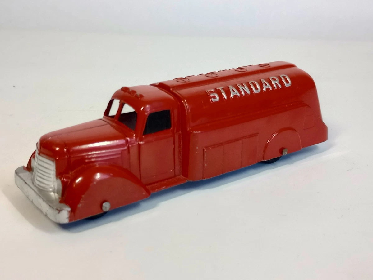 1940 Vehicle Year Vintage Manufacture Diecast Cars, Trucks & Vans