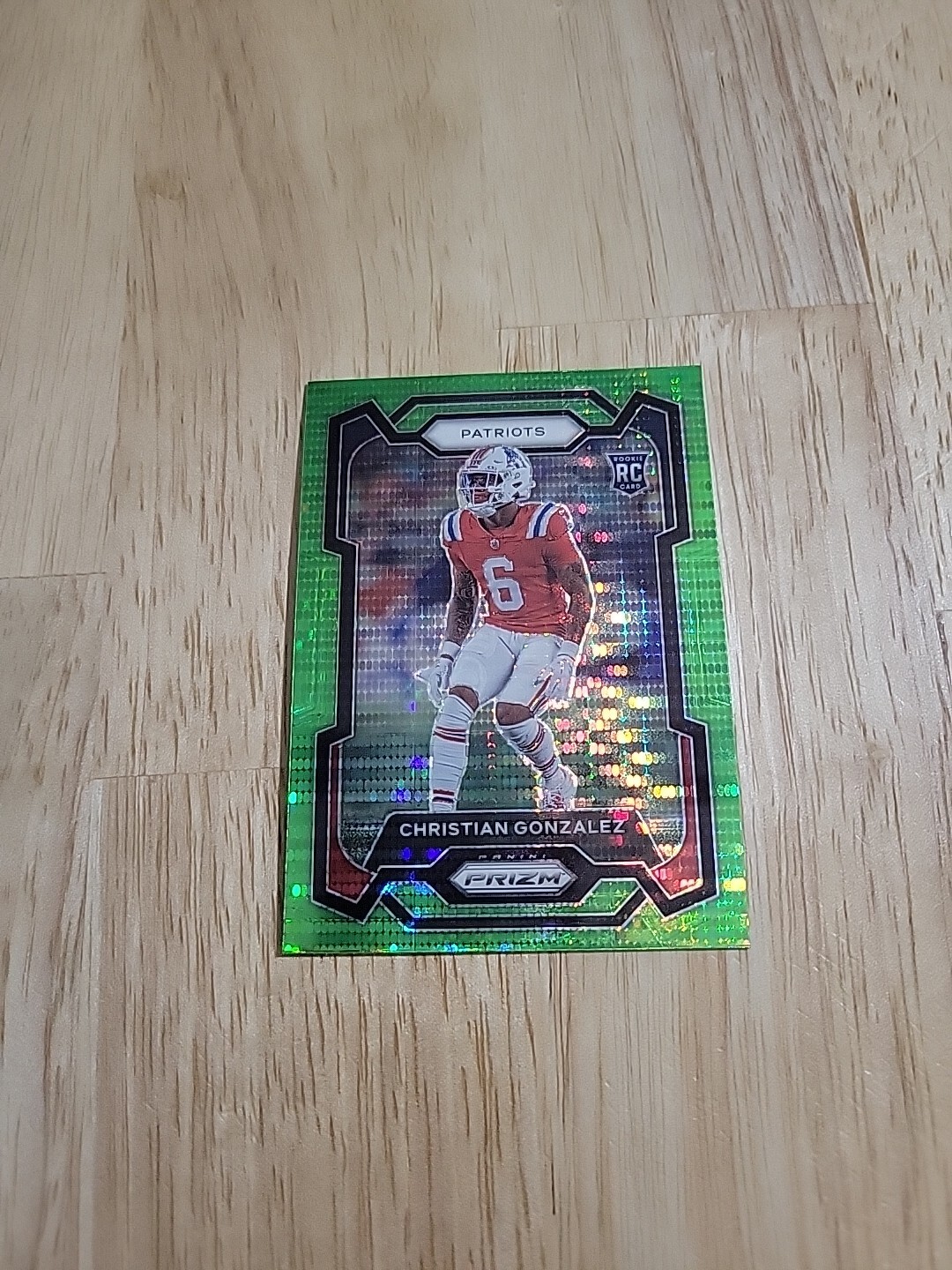 2023 Prizm CHRISTIAN GONZALEZ Neon Green Pulsar #369 Rookie Card RC Patriots SP