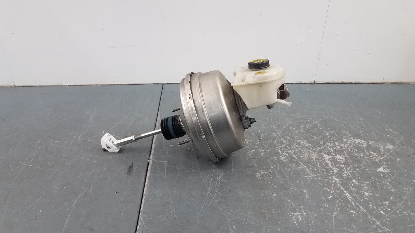 2018 Audi R8 V10 Brake Master Cylinder / Booster #0182 D1