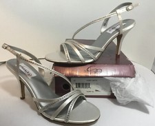 NEW DYEABLES High Heels 9.5 Womens Shoes Size 9 1/2 Ivory Satin Rhinestone Strap
