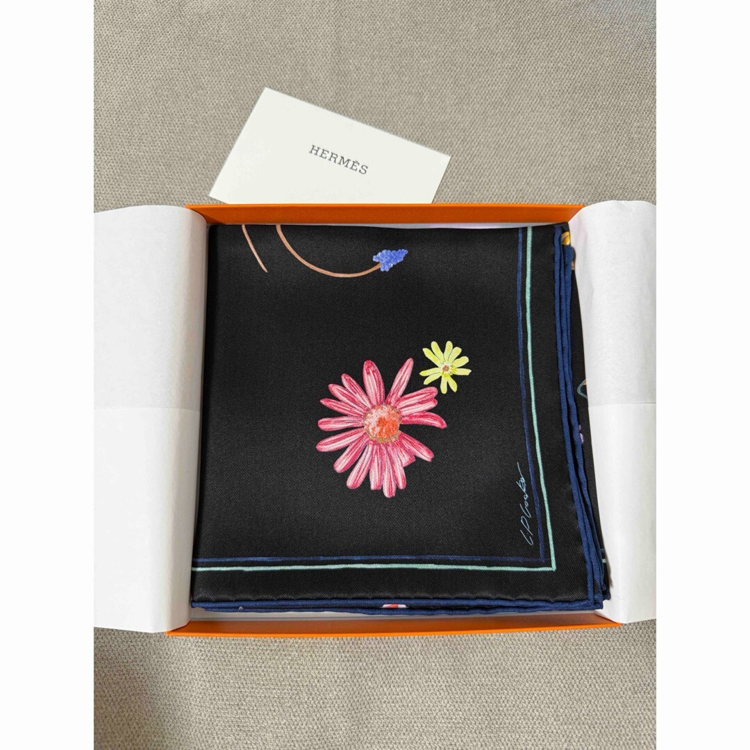 HERMES Carre 70 with Box Silk Scarf I Like Flowers by Leigh