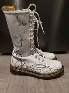 martens dr moth deaths butterfly boots limited head edition