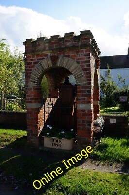 Photo 6x4 The Village Pump, Myton-on-Swale Inscribed HMS 1870. (Henry Mil c2014