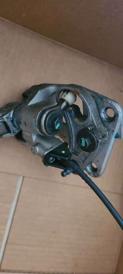 2000-2006 Toyota Tundra Sequoia Gear Shifter Selector Lever W/ Overdrive OEM - Image 2 of 4