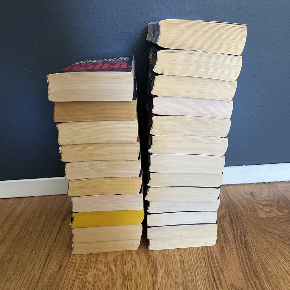 William W. Johnstone Lot 23 ASHES Series 1 2 3🥚5 6 7 8 9🥚11 12🥚14—24 32 34 - Image 4 of 4