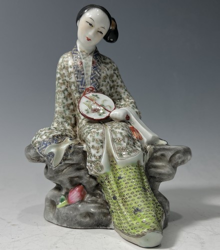 Antique Chinese 19th Century Famille Rose Porcelain Lady Figure Marked Fujian