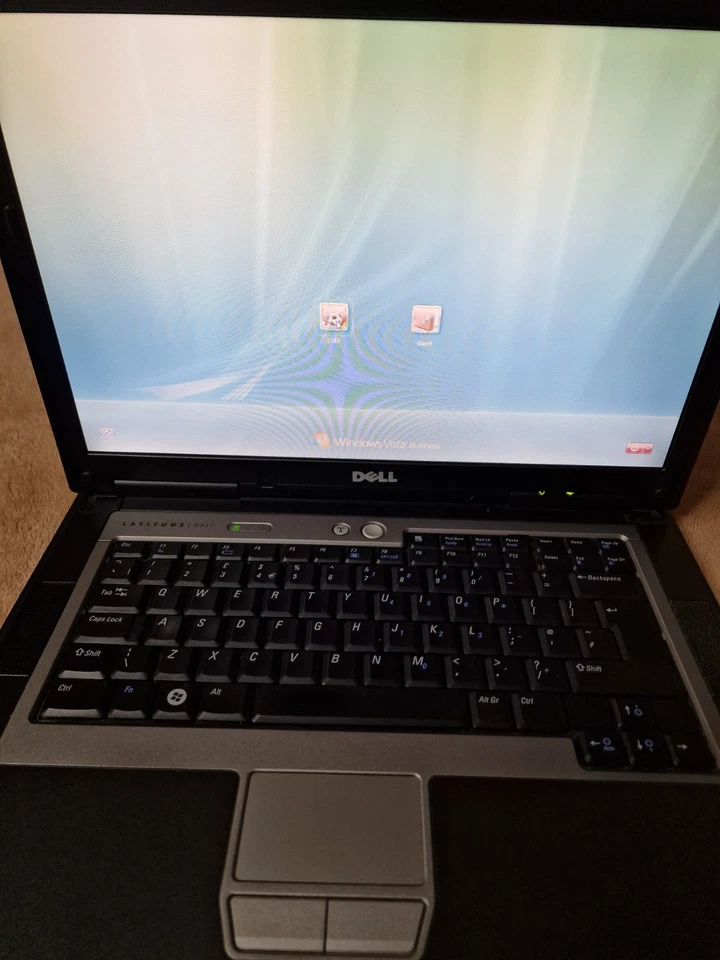 Dell Latitude D531 Laptop 15,4" AMD Sempron 3600+ 2GHz 120gb HDD 2gb Ram Power - Image 3 of 4
