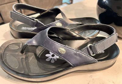 AEROSOFT Women s Slider Size 7.5 In Navy Blue Colorway w/Adjustable Strap 