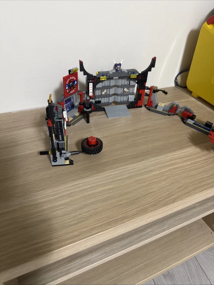 LEGO Ninjago 70640 S.O.G. Headquarters, Foto 1 von 4