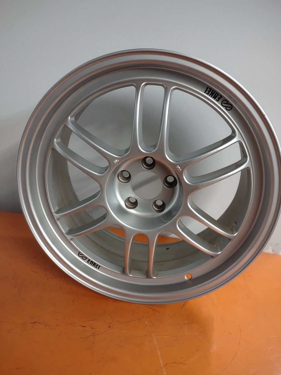 ENKEI RPF1 18X8 5X100 35 SILVER ORIGINAL WHEEL RIM NOT BENT 72MM