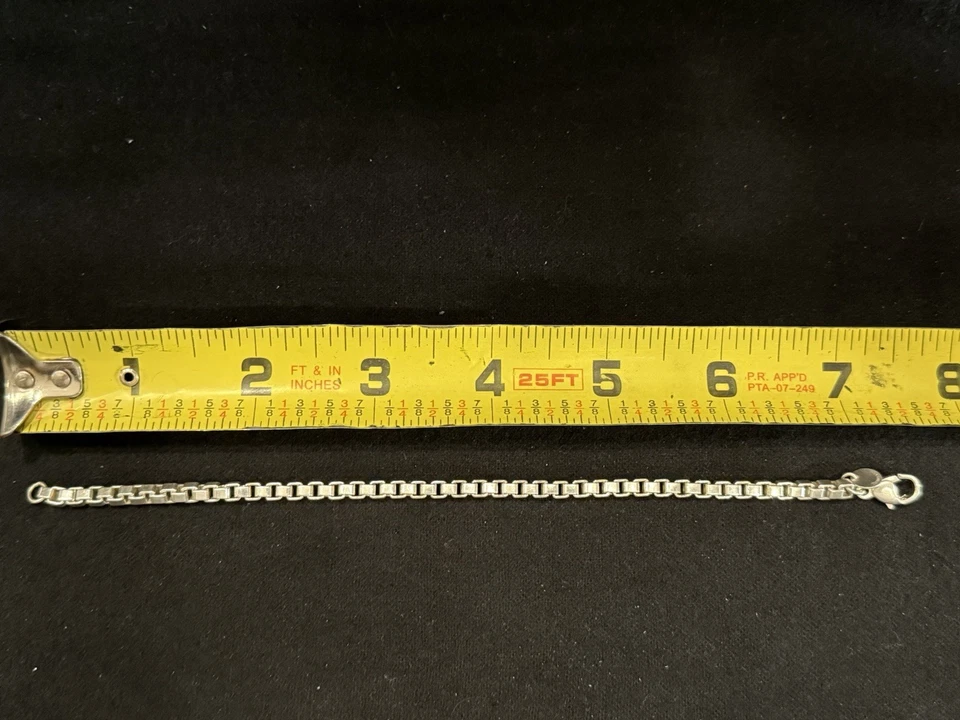 TIFFANY & CO.  VENETIAN CHAIN LINK STERLING SILVER BRACELET 925 7.5" - Image 4 of 4