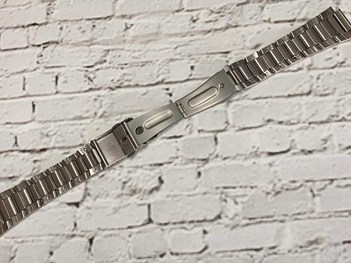 Cinturino Acciaio Casio Per Modelli AE-2000 E W-S220 - Tono Argento Con Fibbia A Pulsante