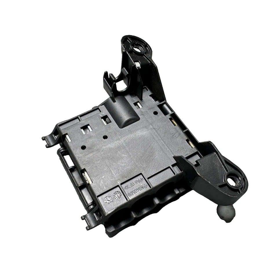 CAIXA TERMINAL FUSÍVEL JUNÇÃO BATERIA 2016 AUDI S6 4.0L FABRICANTE DE EQUIPAMENTO ORIGINAL - Imagem 2 de 4