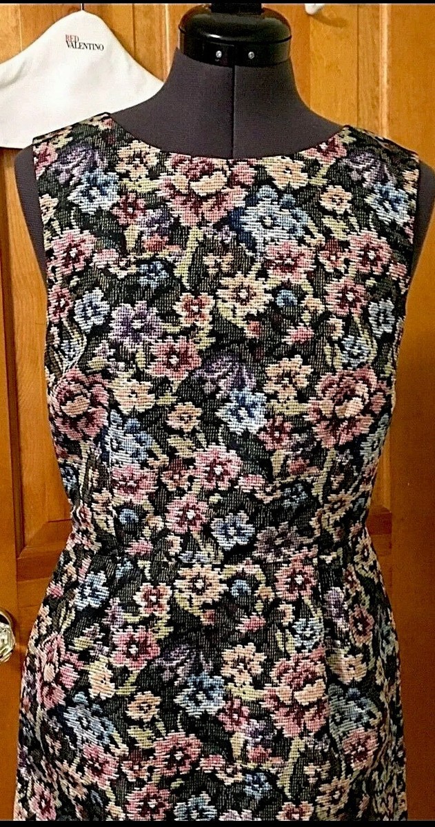 最終SALE!  RED VALENTINO sleeveless dress RED VALENTINO Beautiful Floral-Fully Lined Sleeveless DRESS