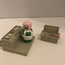 Fisher Price Sesame Street Store Counter Seat  Newstand Mr Hooper