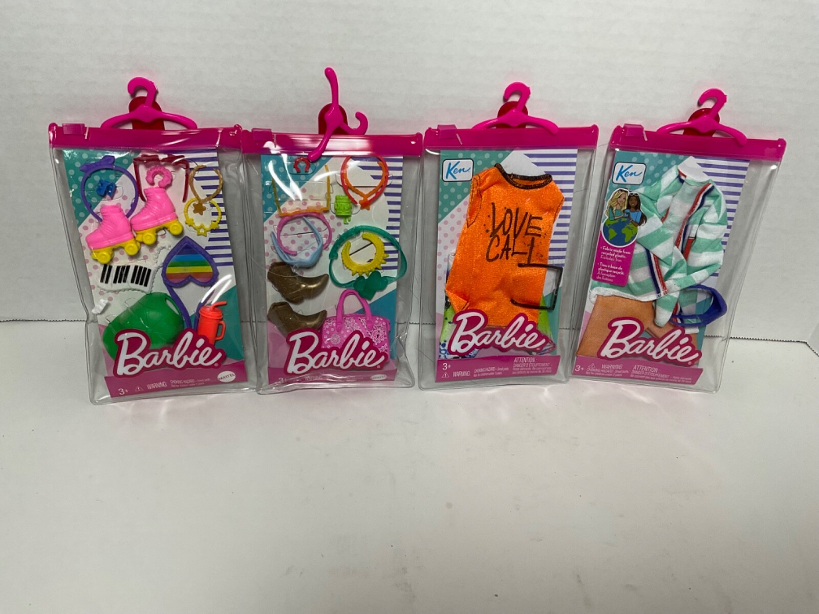 Barbie and Ken Fashion Pack with 2 Outfits and Accessories New-image
