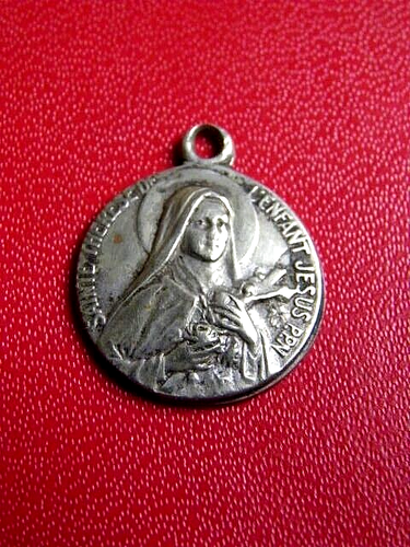 Médaille bapteme Vierge à l'enfant Argent