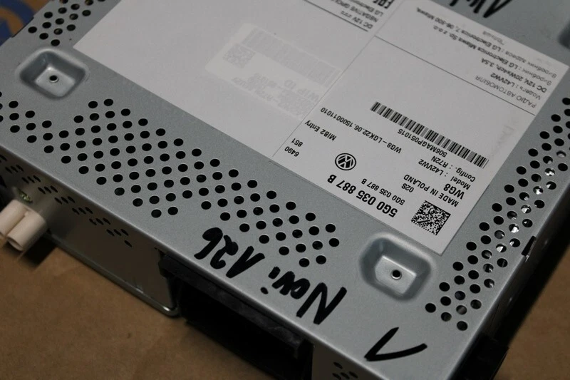 VW Golf 7 5G Radio SD MIB2 DAB 5G0035887 B - Immagine 4 di 4