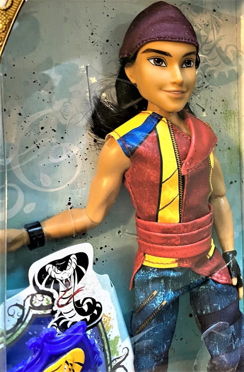 Disney Descendants Signature Jay Isle of the Lost Doll 