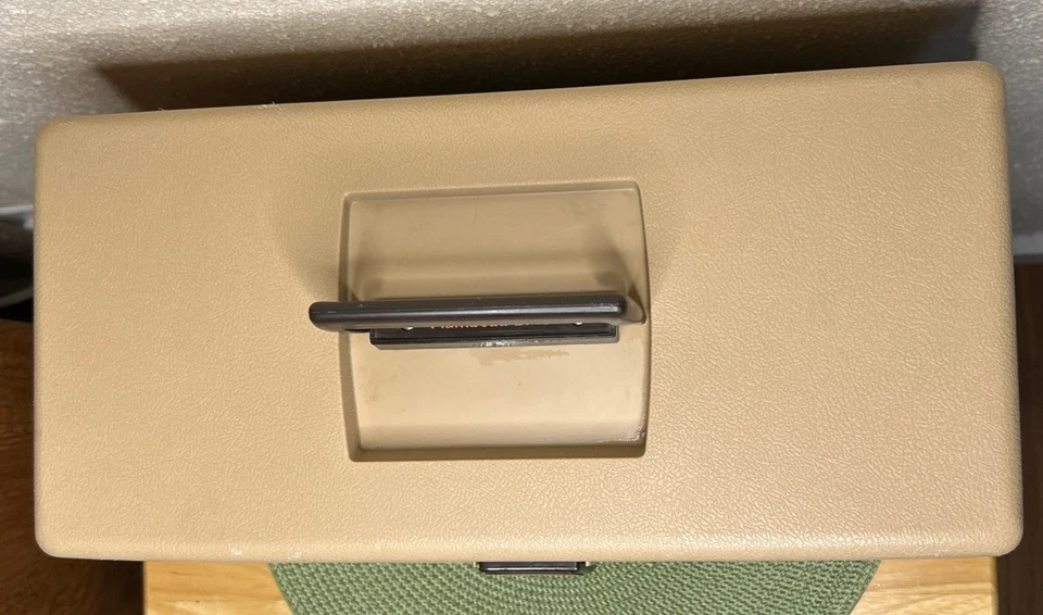 Vintage Flambeau Adventurer 2713 Tackle Box 3-TRAYS 1983 Made In USA Tan - Image 3 of 4