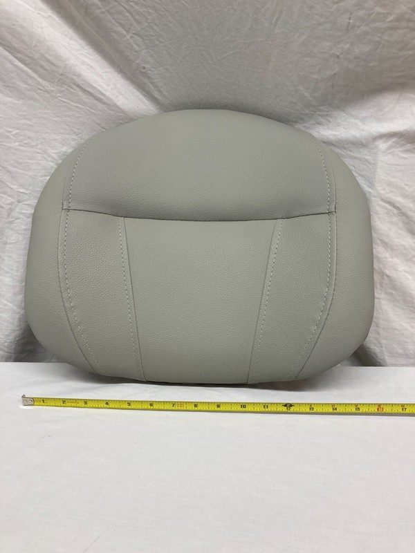 Bruno Lift Chair seat back **shows NO wear**