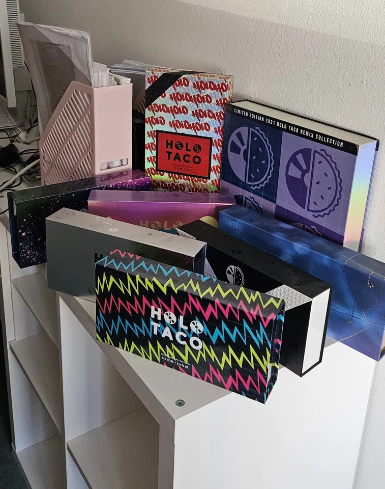 Holo Taco Boxen Preis Je Box ‼️Magnetic Box ist verkauft‼️