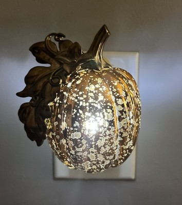 Bath & Body Flora Pumpkin Wallflower NIGHTLIGHT Scent Control PLUG-IN Works