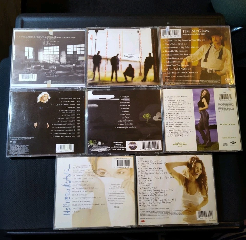 Country CD Lot. Sheryl Crow Shania Twain Tim McGraw Hootie and The Blowfish. VG - Image 4 of 4