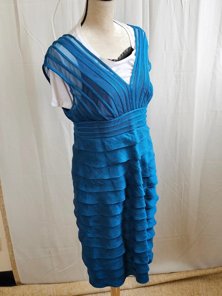 Vestido Adrianna Papell Azul Rayas Transparentes En Capas Talla 18 - #1001 #5101 Foto 2 de 4