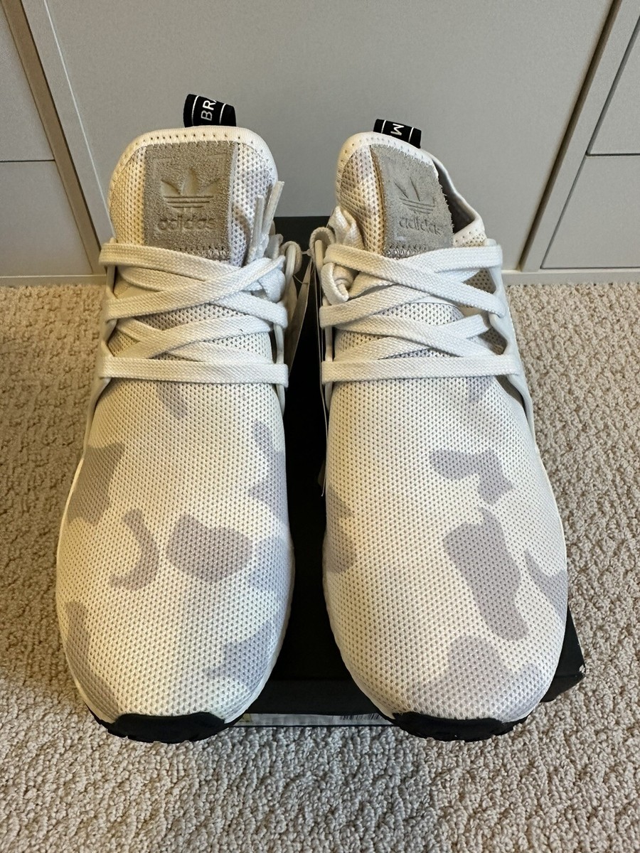 adidas gazelle silver green womens Adidas NMD XR1 Triple White main image 0