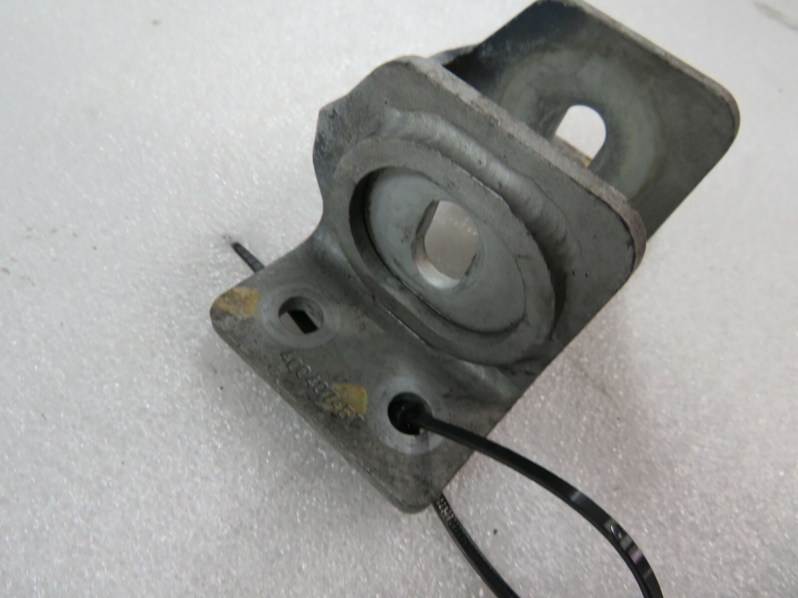 Lamborghini Gallardo LP 550, Front Lower Control Arm Bracket, Used, 400407457