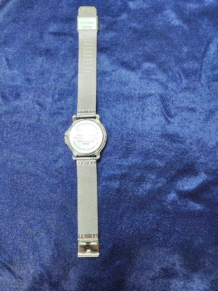 Reloj a rayas NY Yankees para hombre, correa nueva "Player Series". Funcionando. Foto 2 de 4