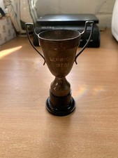 1973 "LERWICK" PIGEON RACING EPNS 11cm-TALL TROPHY (P3)