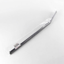Genuine Toyota 98-08 Land Cruiser Lx Right Rr Door Beltweatherstrip 68190-60080 Genuine Toyota 98-08 Land Cruiser Lx Right Rr Door Beltweatherstrip 68190-60080