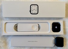 Apple Watch Series 7 * GPS * 45mm * Midnight aluminium * Sport Band