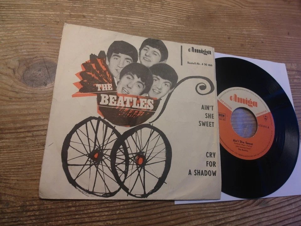 The Beatles – Ain't She Sweet DDR Kinderwagen Cover rare "7 Single 1964 - Bild 1 von 1