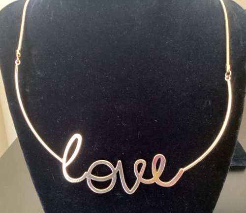 JESSICA SIMPSON - HUGE GOLD LOVE SCRIPT NECKLACE OMEGA 16" - 18" - NWT - Picture 3 of 3