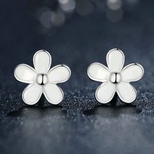 925 Sterling Silver Lovely Flower Beauty Stud Earrings Women Jewellery Gift