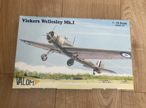 L269 Valom Model Kit 72078 - Vickers Wellesley Mk I - 1/72