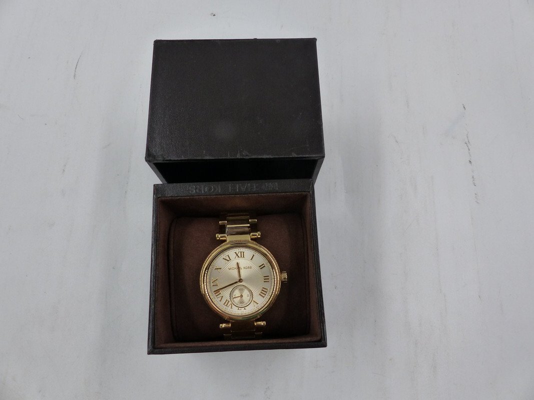 MICHAEL KORS MK5867 WOMENS SKYLAR CHAMPAGNE DIAL STAINLESS  display picture 3