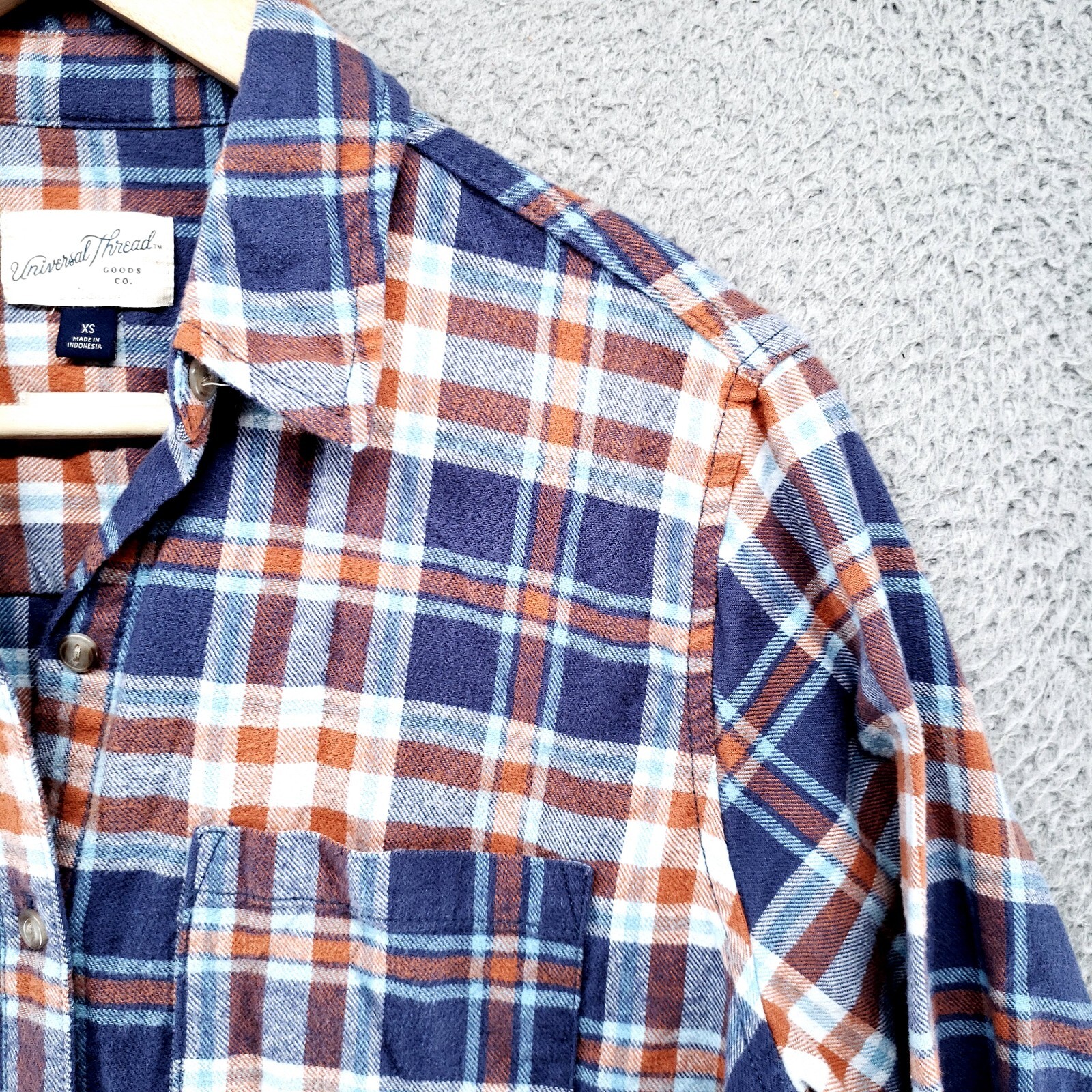 Universal Thread Plaid Button Down Shirt Womens X… - image 6