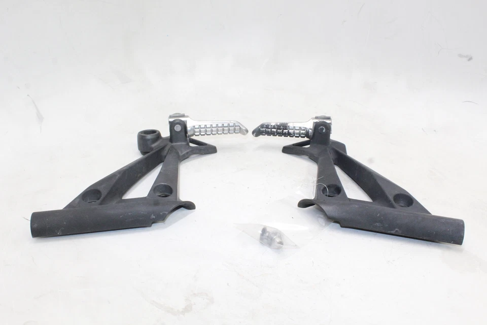 Juego de clavijas traseras para pasajero Kawasaki Ninja 300 Ex300a 2013-17 par OEM Foto 4 de 4