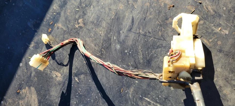 INTERRUPTOR INTERMITENTE DATSUN 1977-81 280ZX 510 810  Foto 3 de 4